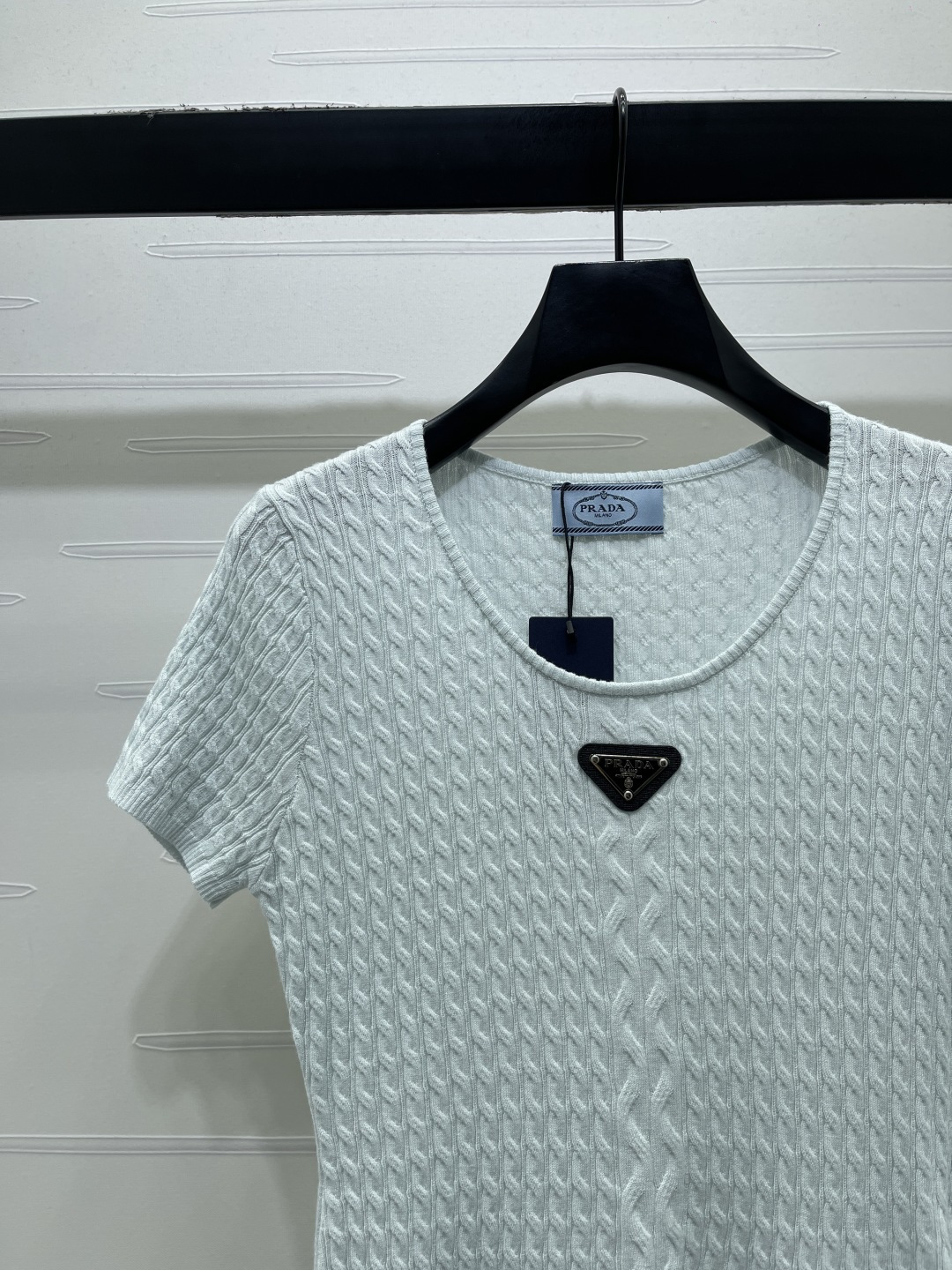 Women's short sleeves